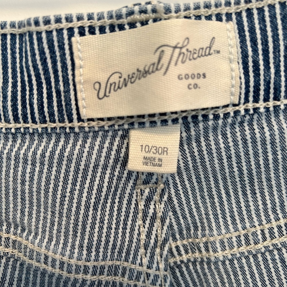 Universal Thread “engineer” striped denim jeans, size 10, like new, boyfriend